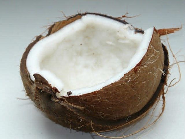 El aceite de coco y sus beneficios naturales